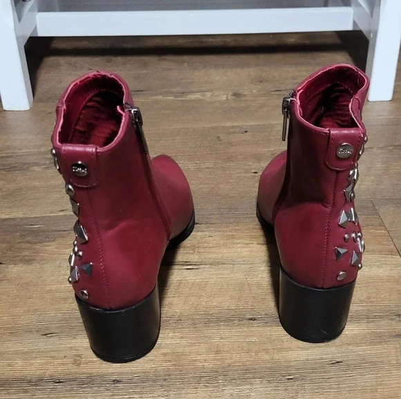 Circus by Sam Edelman Red Studded Ankle Boots Size 7 - Picture 10 of 12